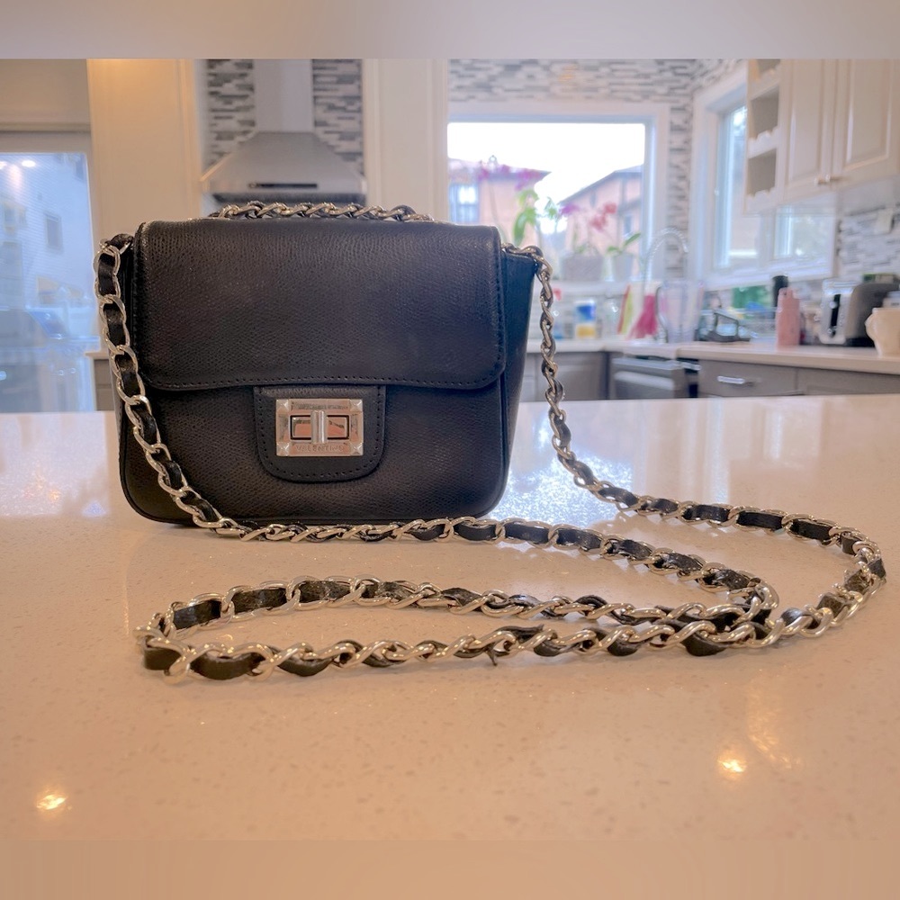Genuine leather black shoulder/cross body small evening Mario Valentino bag